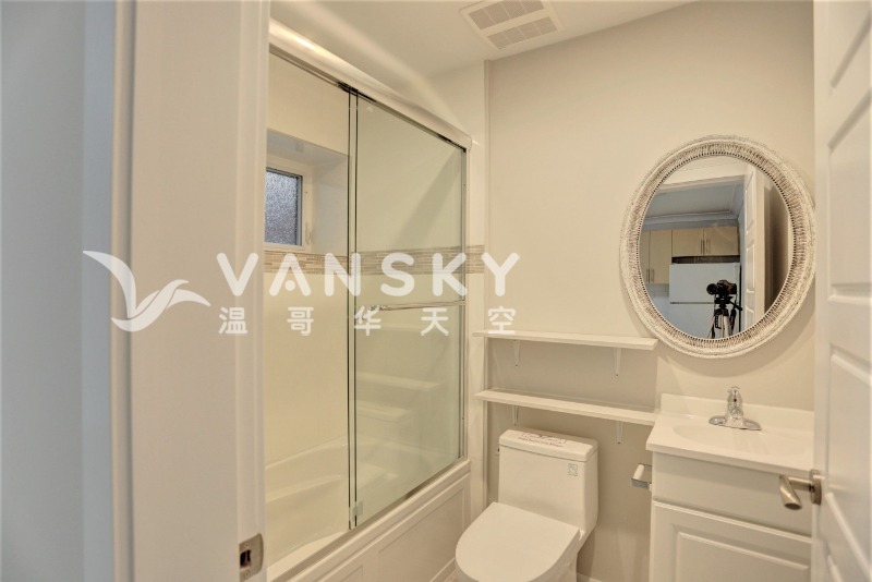 260423100249_4 lower 2 bd washroom.jpeg